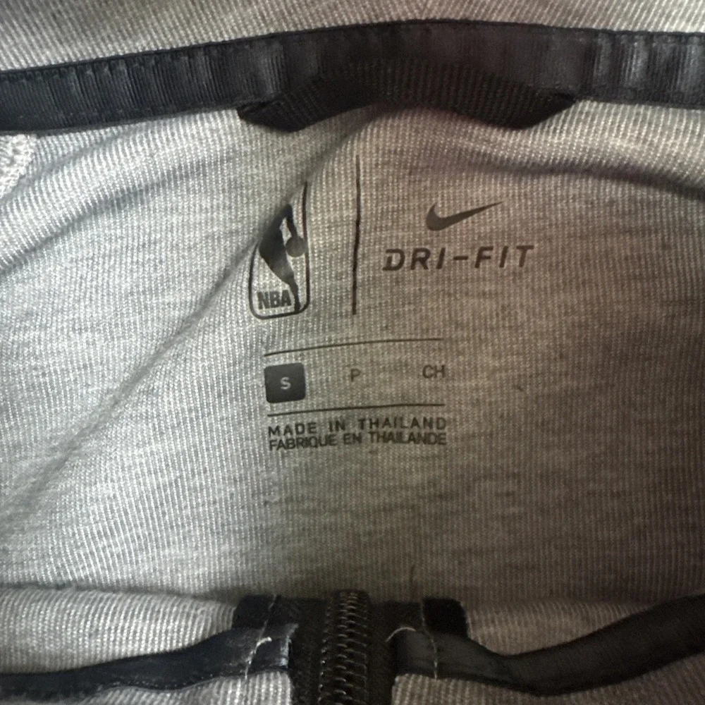 Nike **see photos